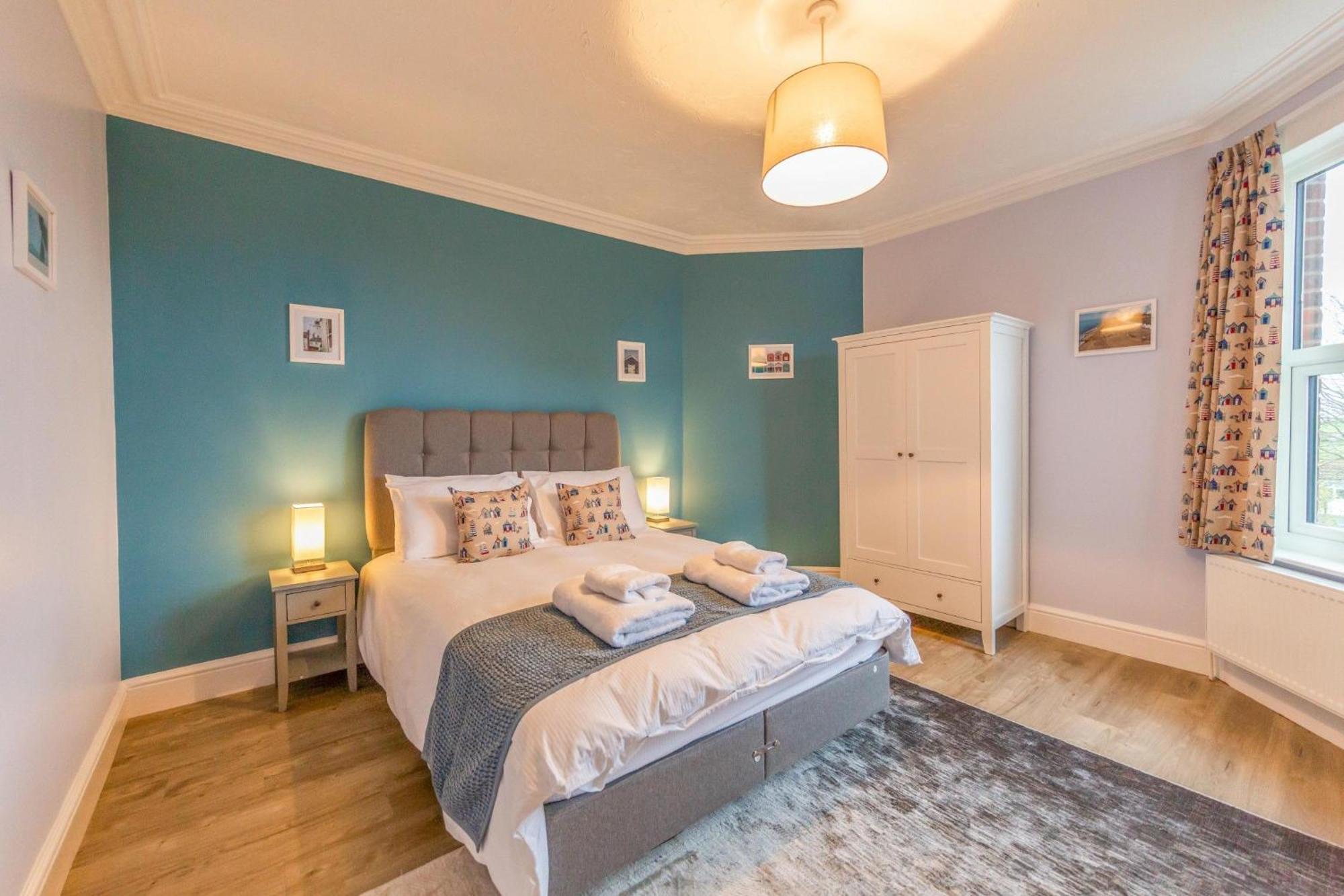 Sully's Cove, Stylish Near Pier Southwold